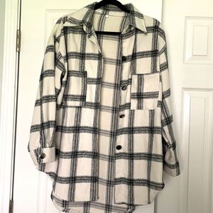 PLAID SHACKET (never worn )